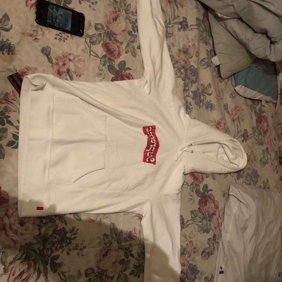 Supreme - Picture 8 of 8